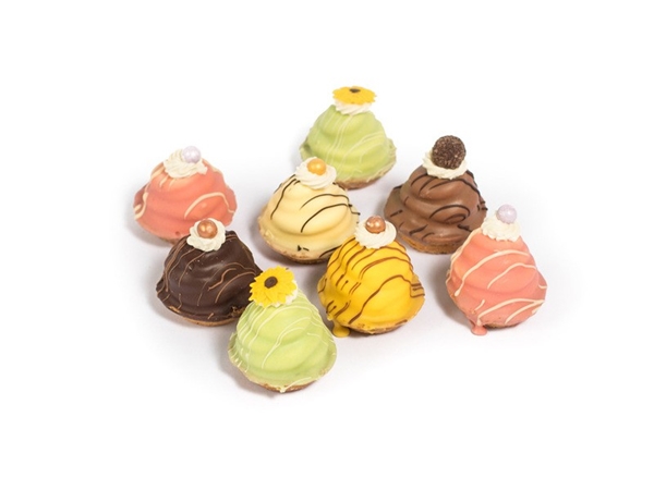Petit Four Hw
